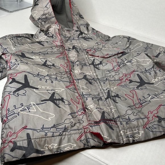 Old Navy Airplane Toddler Fleece Lined Raincoat Gray Red Zip Front Hoodie 2T - Picture 2 of 10